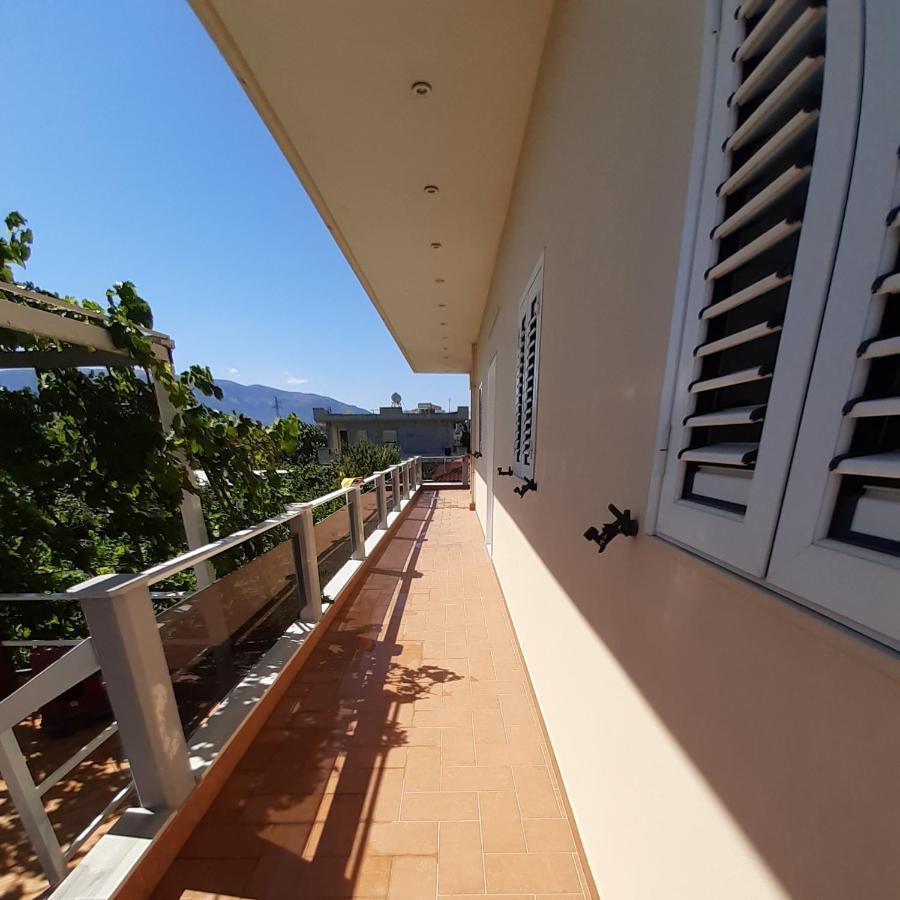 Vlorë Collaku Apartment'S מראה חיצוני תמונה