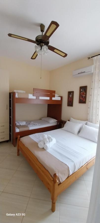 Vlorë Collaku Apartment'S מראה חיצוני תמונה