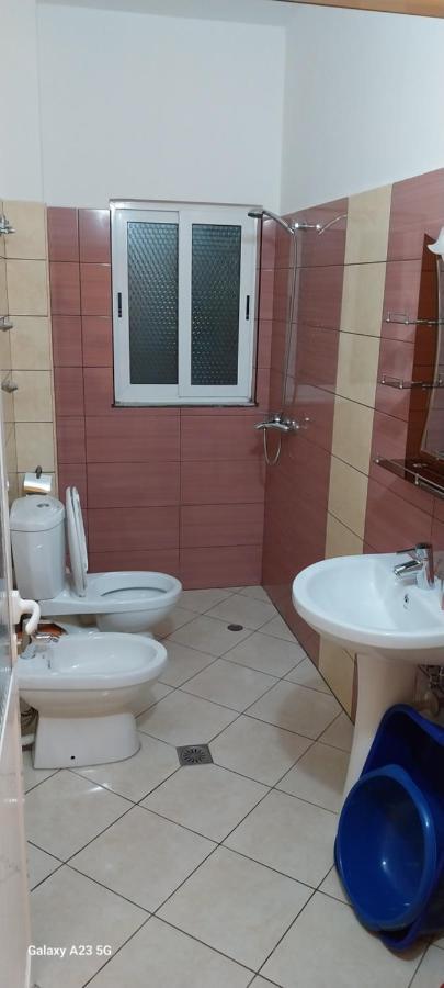 Vlorë Collaku Apartment'S מראה חיצוני תמונה