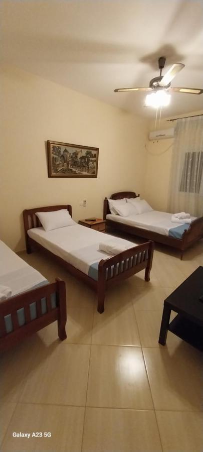 Vlorë Collaku Apartment'S מראה חיצוני תמונה