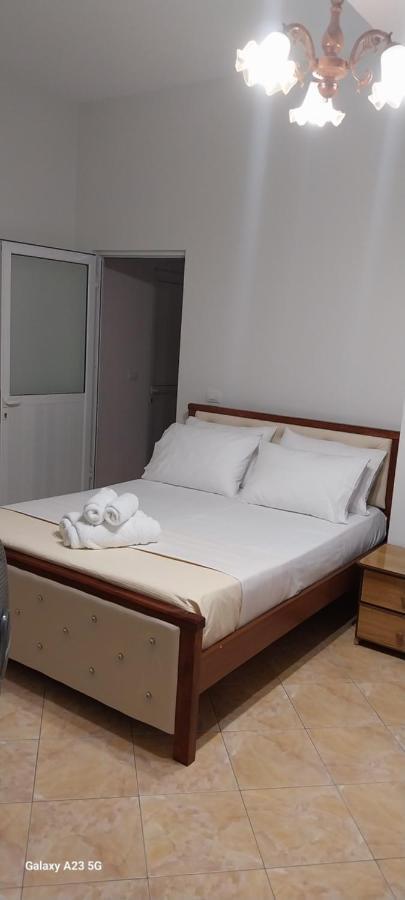 Vlorë Collaku Apartment'S מראה חיצוני תמונה