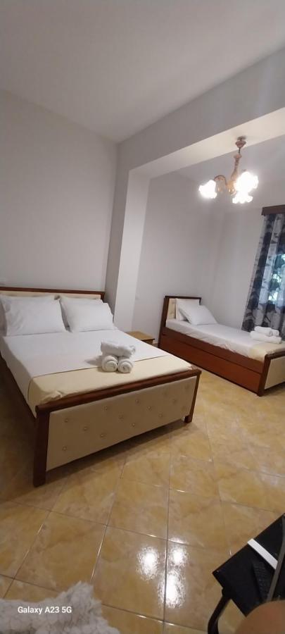 Vlorë Collaku Apartment'S מראה חיצוני תמונה