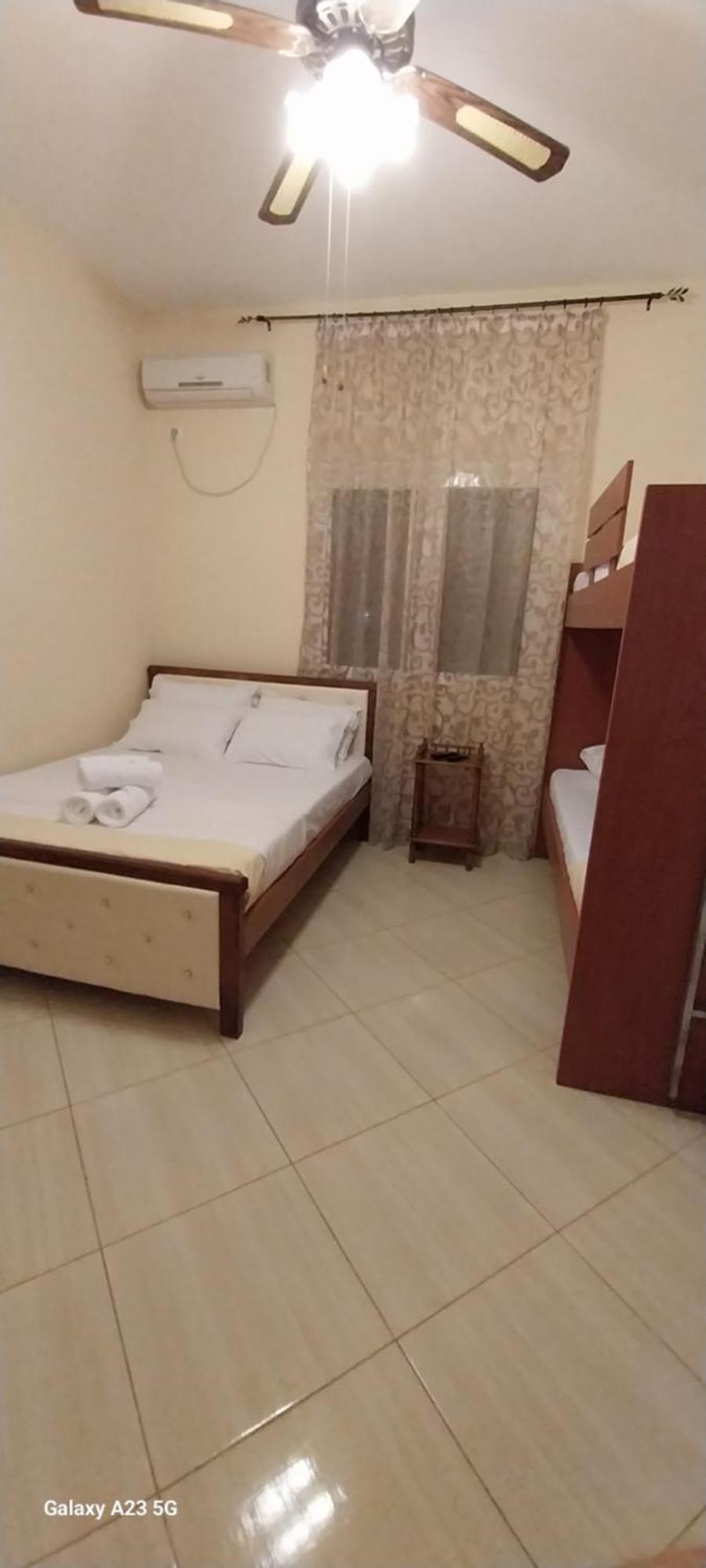 Vlorë Collaku Apartment'S מראה חיצוני תמונה